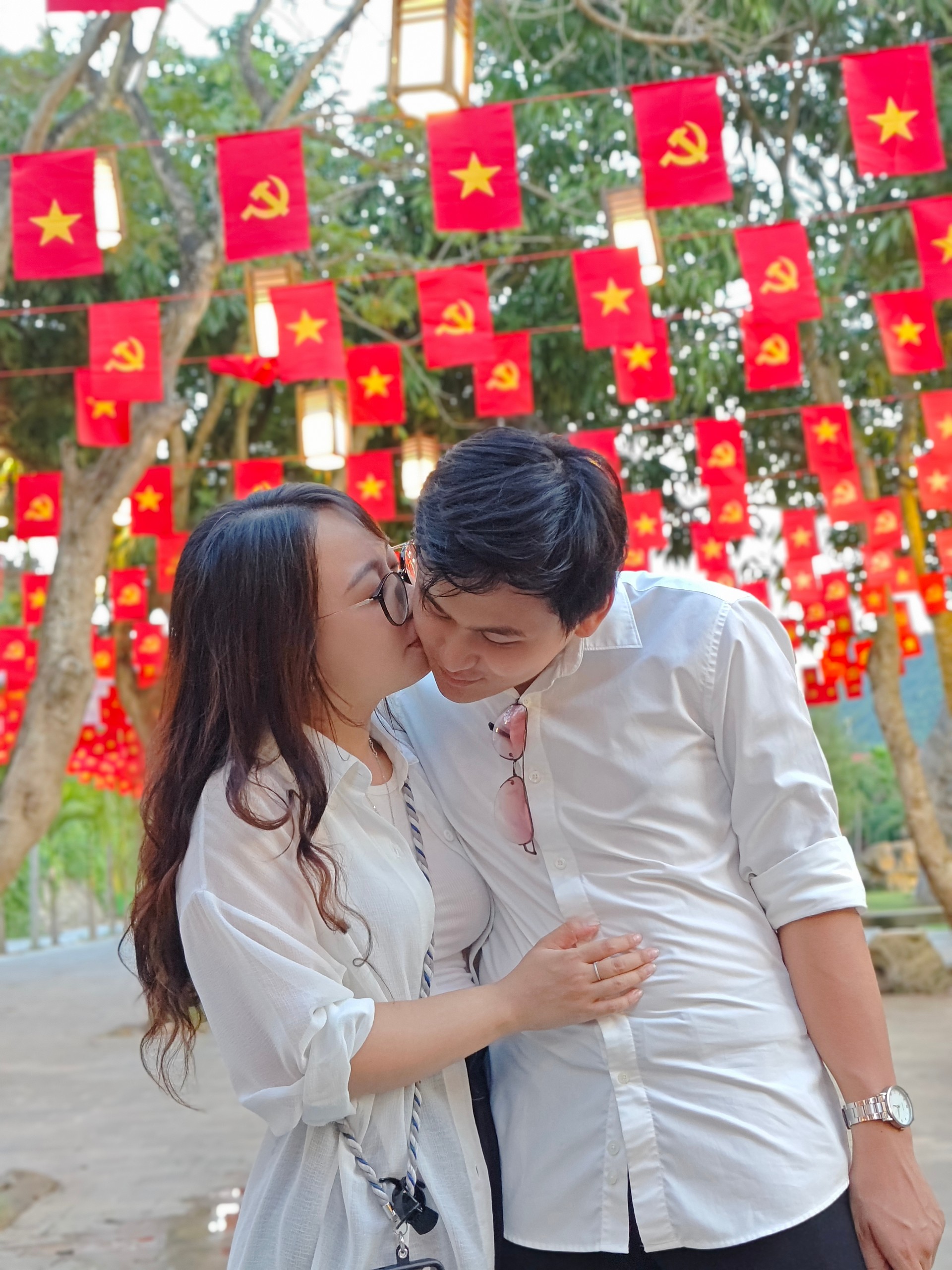 Đỗ Việt Hoàng & Phạm Nguyễn Quỳnh Trang